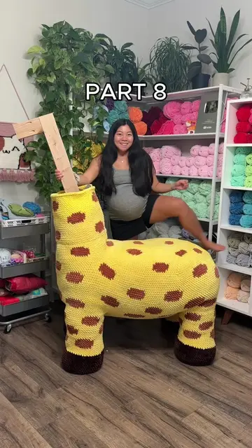 PART 8 of crocheting a life-size baby giraffe for my son’s nursery! 🦒🌱 Ahhhh I