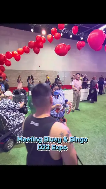 Meet Bluey & Bingo #bluey #d23 #blueytok #disney #fyp 