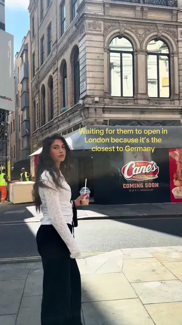 Hurry up @Raising Cane's #hungry #london #raisingcanes 