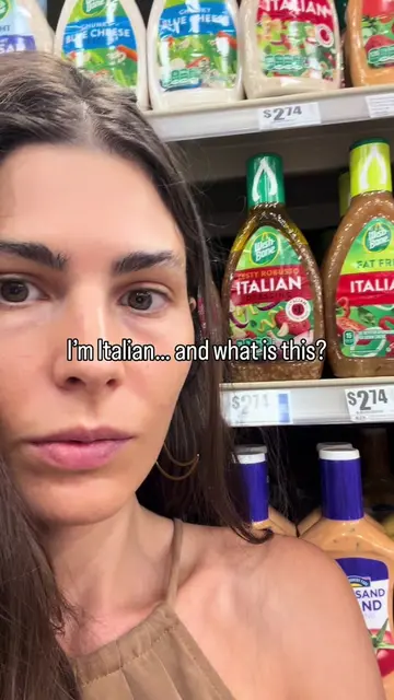 Before I moved to the US, I had never heard of “Italian dressing.” 😂 In Italy, 