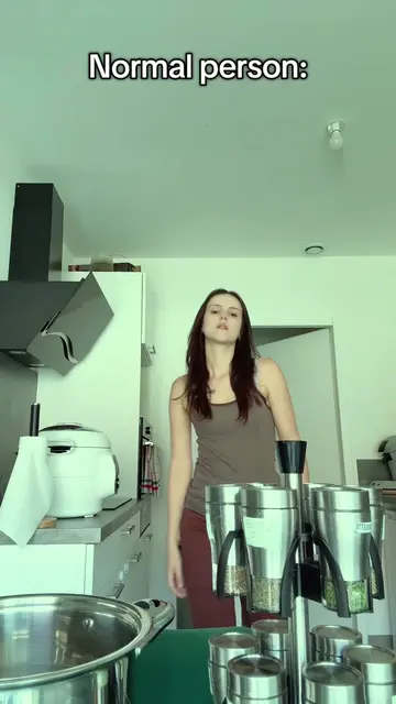 Bienvenue dans la cuisine de Bella Swan… 🥲 #twilight #humor #bella #bellaswan #
