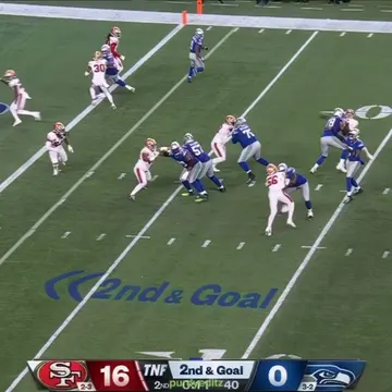 lenoir owns that bum || #viral #fyp #xyzbca #sanfrancisco49ers #deommodorelenior