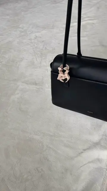 The icon bag was created around the time I was leaving on an international trip 
