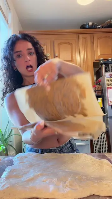 🍪 making an eloise chocolate chip cookie dough sourdough loaf!!! 