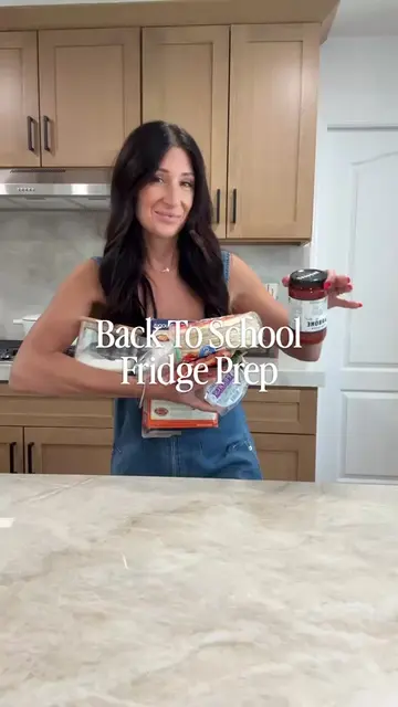 Back-to-school fridge prep DAY 3! ✏️🍔🌭 Today we’re stocking the fridge with an