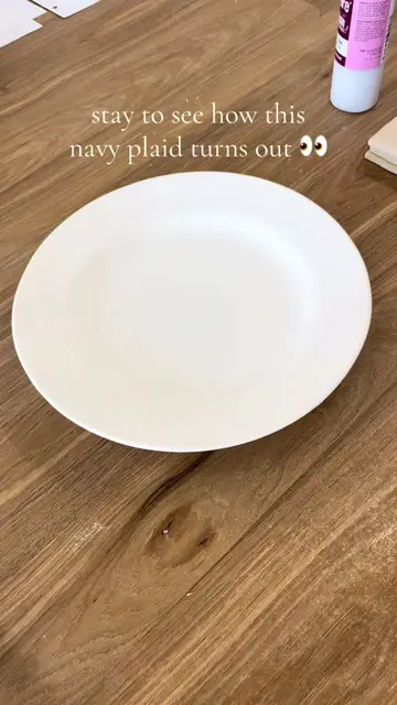 Painting this navy plaid birthday plate from start to finish 💙✨ Stay to see how