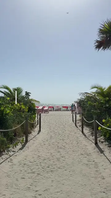 Save this for your next trip to Miami 🌴👙🌊  We booked a day pass to Grand Beac