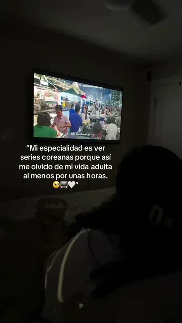 “Mi forma favorita de escapar de la realidad. 🥹🤍” #kdrama#spookyinlove #oursti