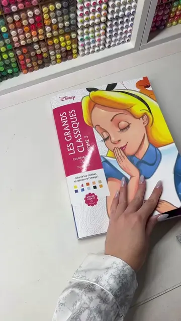 Keep calm and relax your mind🧘‍♀️💕 #asmr #arttherapy #asmrcoloring #acrylicmar