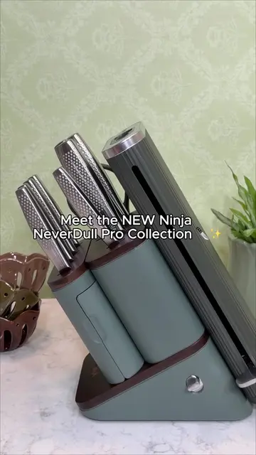 🚨 NEW NINJA ALERT 🚨   Meet our Ninja NeverDull Pro knife set: shockingly sharp