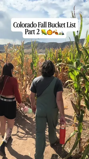 Add the @chatfieldfarms corn maze and pumpkin festival to your Colorado fall buc