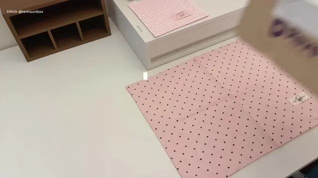 Unboxing. #kemiuunbox #unboxing #skincare 
