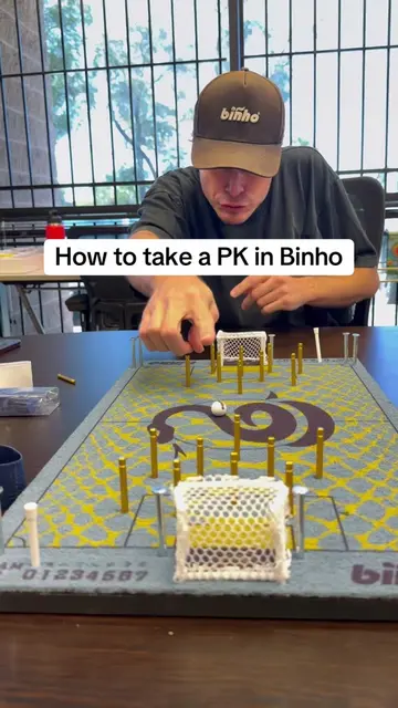 How to take a penalty kick in Binho #binhoboard #penaltykick #penaldo #pessi 