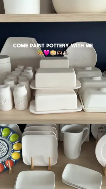 I can’t wait to see how my butter dish turns out!!🧈🎨The base color is supposed