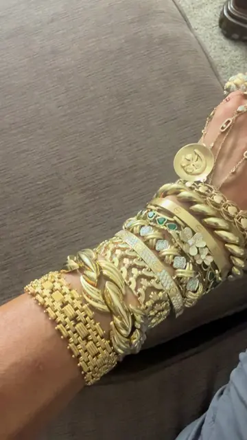 Up close with the full daily stack.  #jewelrytiktoks #jewelrytiktok #jewelry #Lo