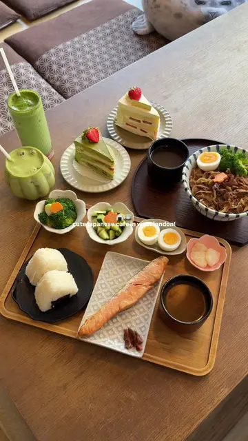 this is a cafe that i’ve been coming back to again and again 🤍 mitsuba was the 