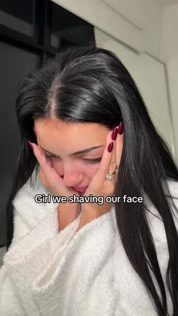 How to dermaplan your face at home 💘  #dermaplaning #facialshaving #faceshaving