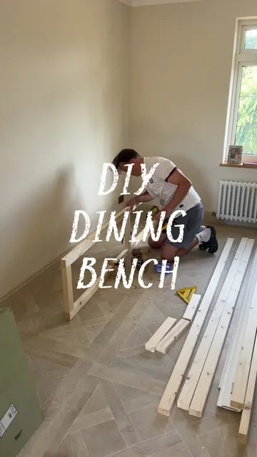 How we made our DIY dining room bench seat🤭🔨 #DIY #banquetteseating #benchseat