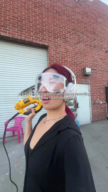 every atom in my body hurts #eunnurilee #sobriety 