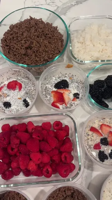 My anti inflammatory meal prep 🫐🥝🍓 this is my lazy girl meal prep haha wasn’t