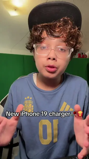All jokes btw😭😭😭 #iphone #iphonecharger #fyp #viral #xyzbca 