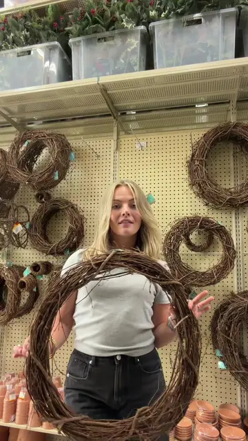A $200 Pottery Barn fall wreath recreated for $32 🍂 The key is starting with a 