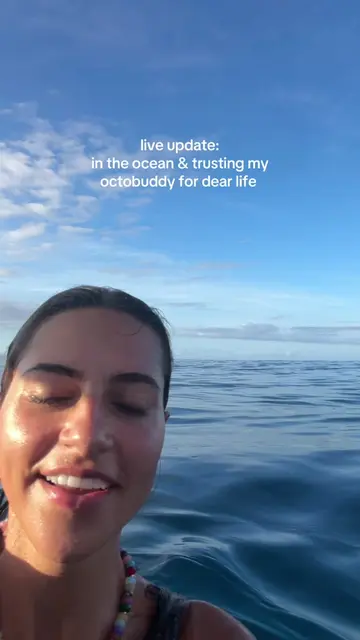 octobuddied my phone to the boat 💀 @olivia ponton @Lauren Wolfe @Olivia Dunne 