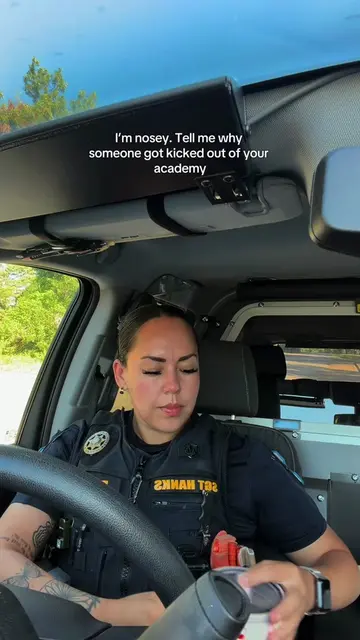 I know there’s some stories out there 🧍🏽‍♀️😂🚓 #policeacademy #cops #police #