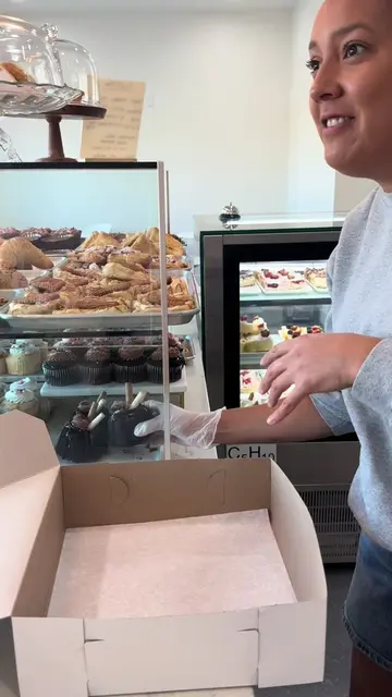 Hey Oklahoma! Have you stopped by our bakery yet?  #bakery #baker #fyp #oklahoma