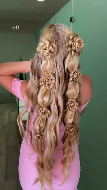 🌸 Flower Braids in partnership with @SalonCentric #saloncentricpartner 🌸 A few