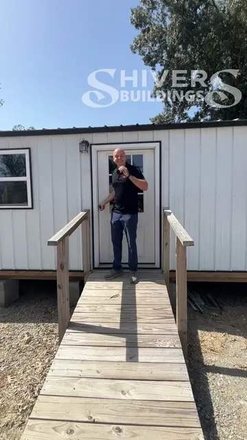 640 square feet, two bedrooms, one bath, and built exactly how YOU want it! 🏡✨�