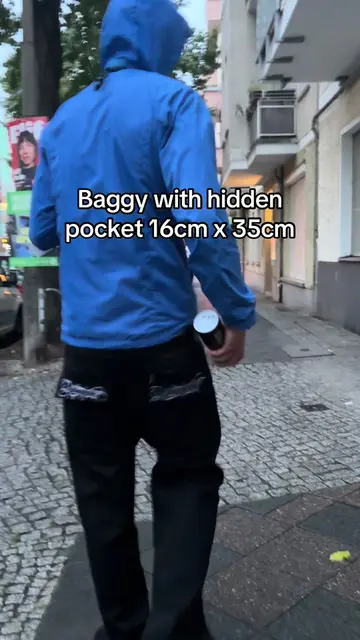 Hide your cans  #ogcbaggy #deeppocket #atzig #graffiti #fyp 