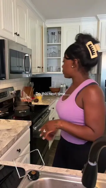 No more peeling half the egg off with the shell 🫠🤭🤗 #eggs #boiledegg #Cooking