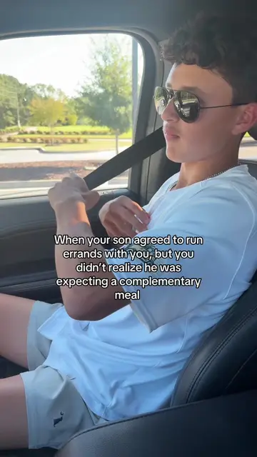 This boy stays hungry 24/7 🙃 #millenialmom #motherHOOD #teenagersbelike #baseba