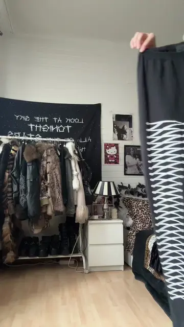 #altfashion #altoutfitinspo #fashioninspo #thriftedfinds 
