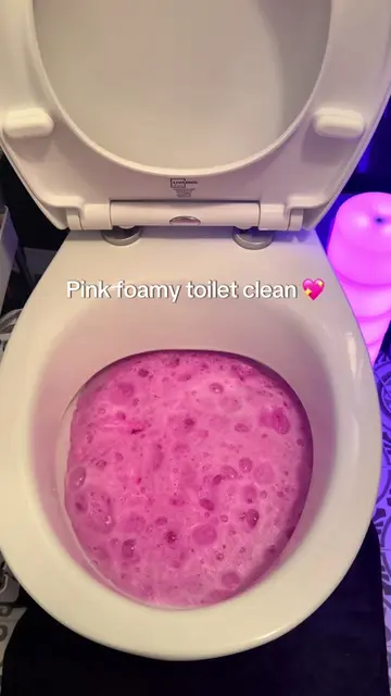 Pink foamy toilet clean 💖 @The Pink Stuff  #pinkfoam #toiletclean #foamy #Clean