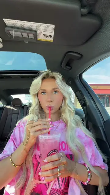 10/10 RECOMMEND THE PINK STARBURST DRINK🍉🍓🤍🍫⚡️✨🩷 #7brew #7breworder #7brews