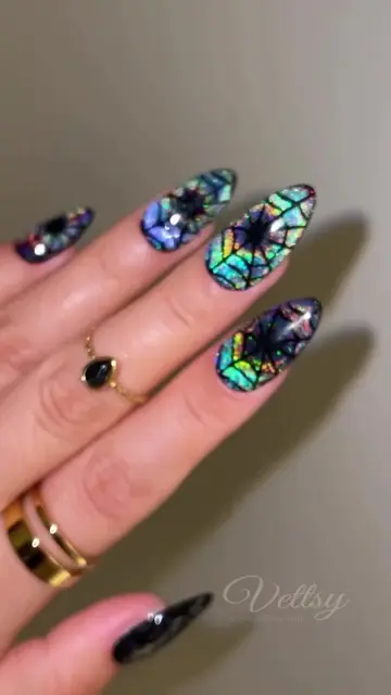 🌈🕸 Holo Spiderweb Nails for Early Halloween Vibes 👻 🛒Using Vettsy: ✨Hema-Fre