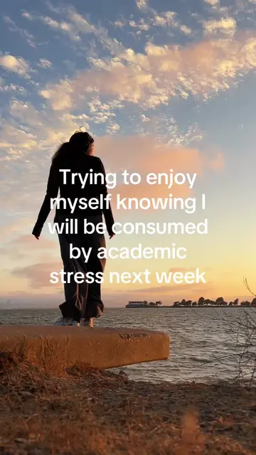 at least I’m only taking 3 classes  #student #college #back2school #university #