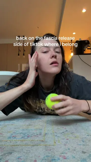 my jaw is toiiighhhhhht 🪨 thank me later #fasciarelease #tmj #jawtension #tenni
