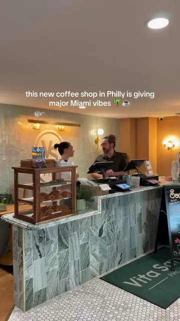 Vita Sana phl just brought a little taste of Miami to Philly 🌴 If you’re a Pura