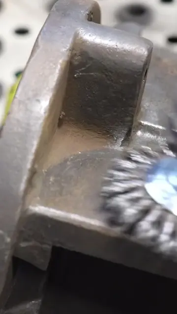 Single point wire wheel gets it done! These little single twist wires on a 1/4” 