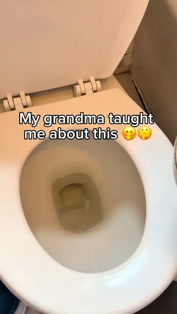 My grandma taught me this 🤭🤭 This cleaning method works for super dirty toilet