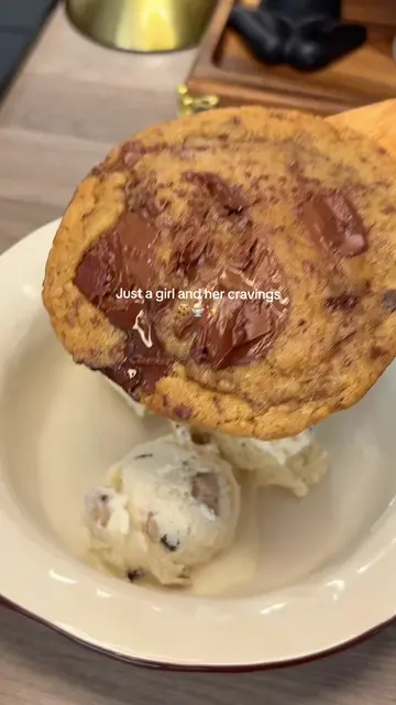Warm cookies on icecream 🤤 Recipe coming soon. #dessert #cookie #viral #trends