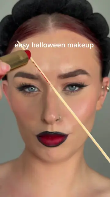 easy halloween makeup 🤡  @Sculpted by Aimee UK second skin foundation @Charlott