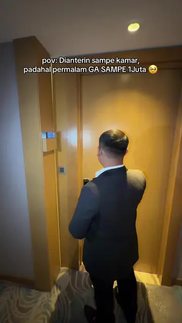 POV: kamu nemu hotel Surabaya yang di tengah-tengah antara Pakuwon Mall & Tunjun