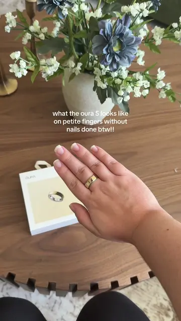 size 7!! was SO scared i’d hate the way it looked bc of how short my fingers are