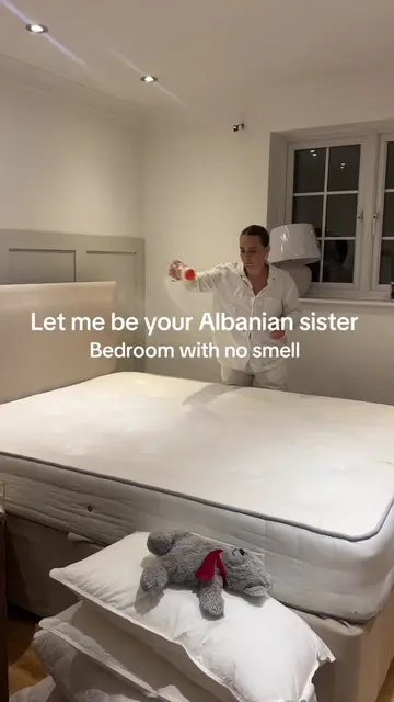 Tips for a odor free bedroom: - open your windows  - baking soda on mattress  - 