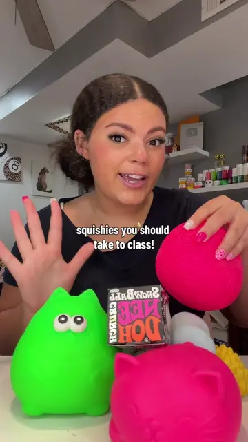 these squishies are perfect to take to class!! #squishies #needohs #backtoschool