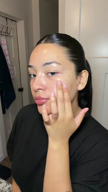 Wish I would’ve tried this line sooner bc ITS THAT GOOD 😭🤌🏼✨  #skincare #affo